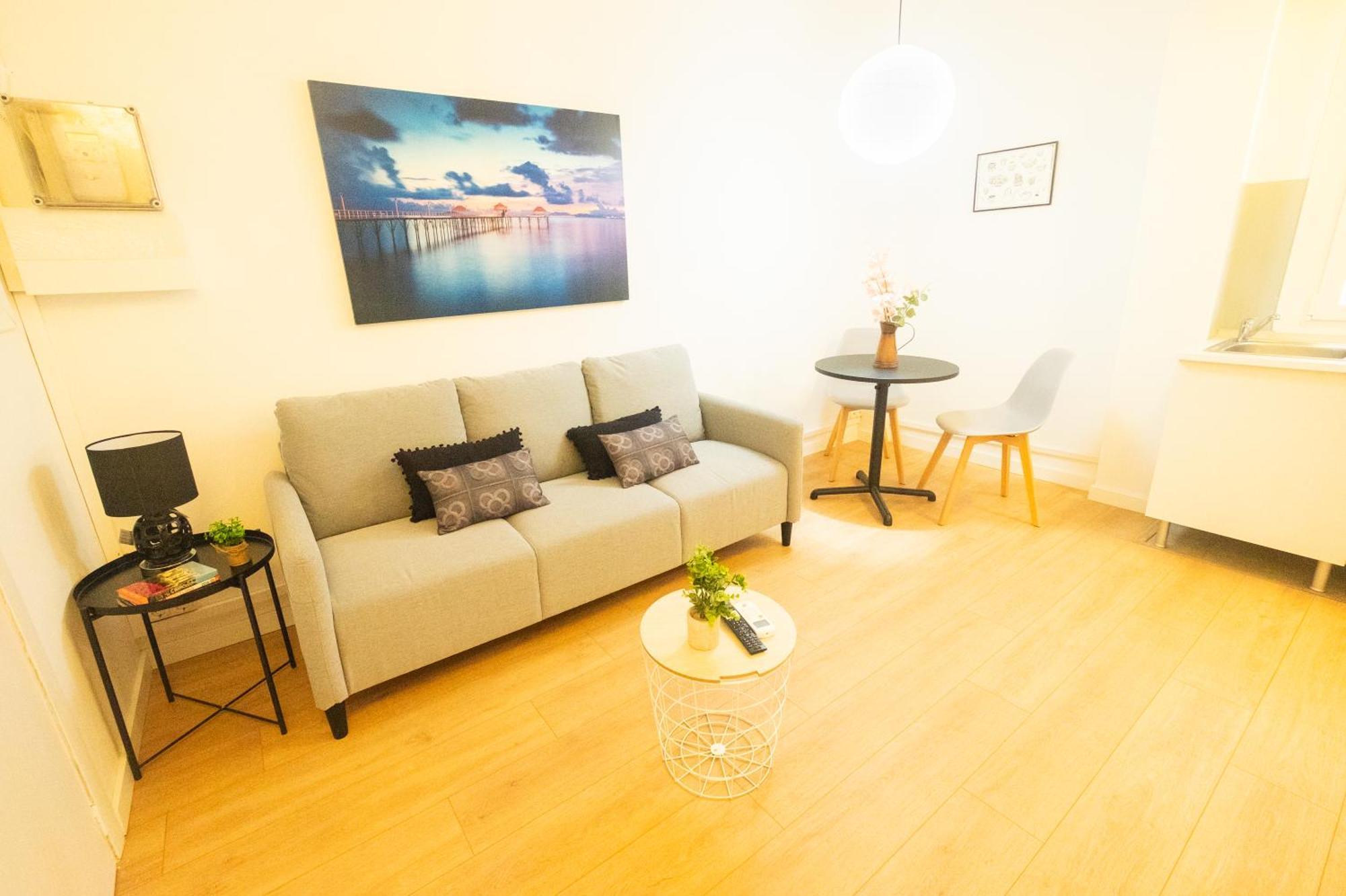 Apartments Gaudi Barcelona Ngoại thất bức ảnh