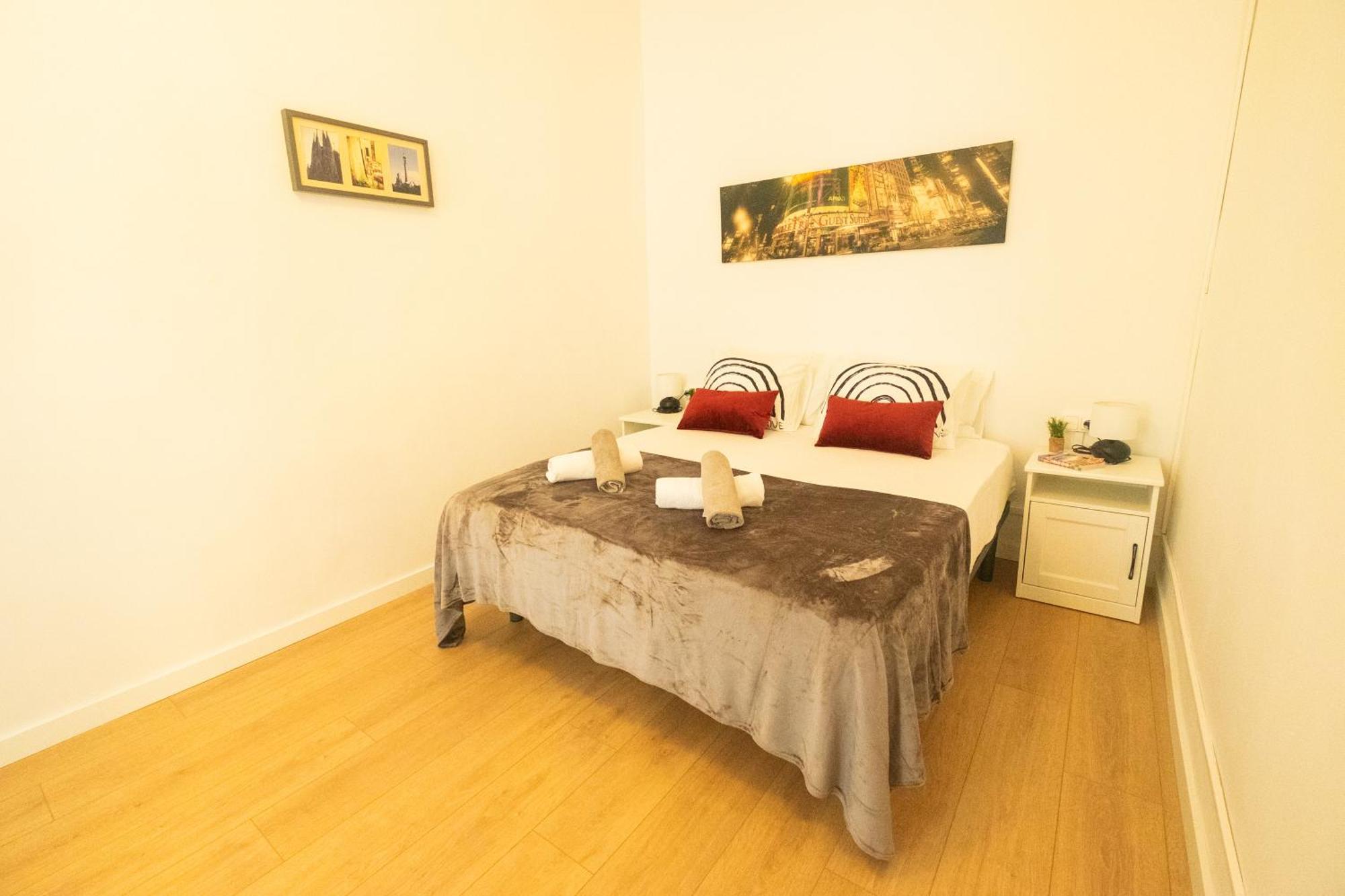 Apartments Gaudi Barcelona Ngoại thất bức ảnh