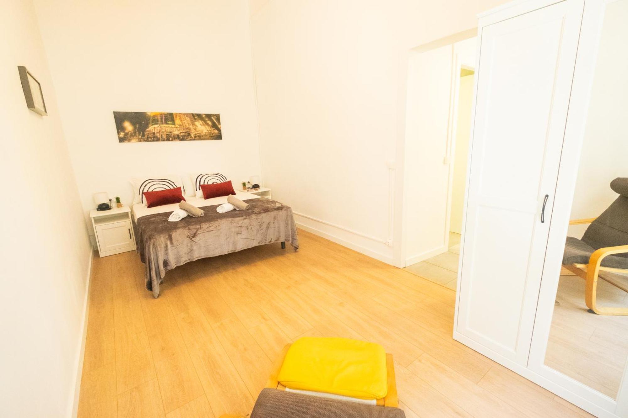 Apartments Gaudi Barcelona Ngoại thất bức ảnh